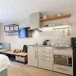 Glanz & Glory Guest house Solden