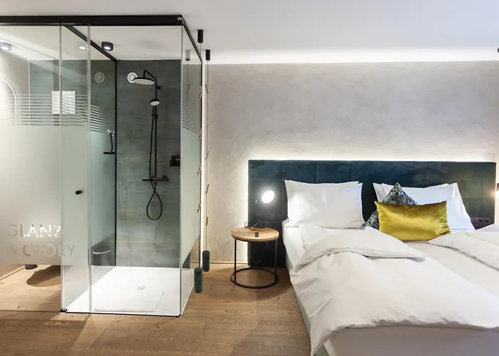 Glanz & Glory Casa de hóspedes 3*